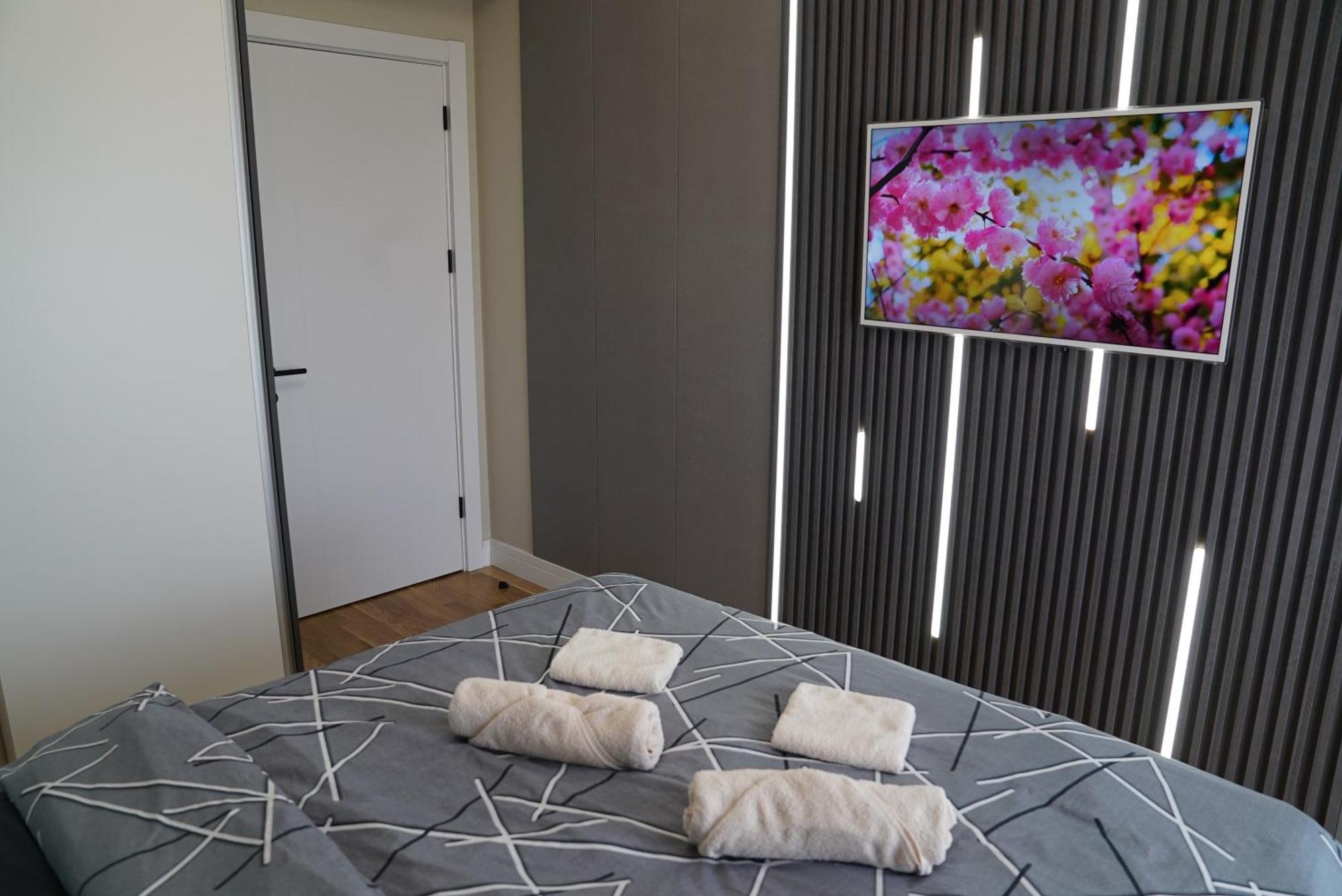 Diamond 72 Apartment , Skopje City - Center, Diamond Residences, Free Parking Экстерьер фото