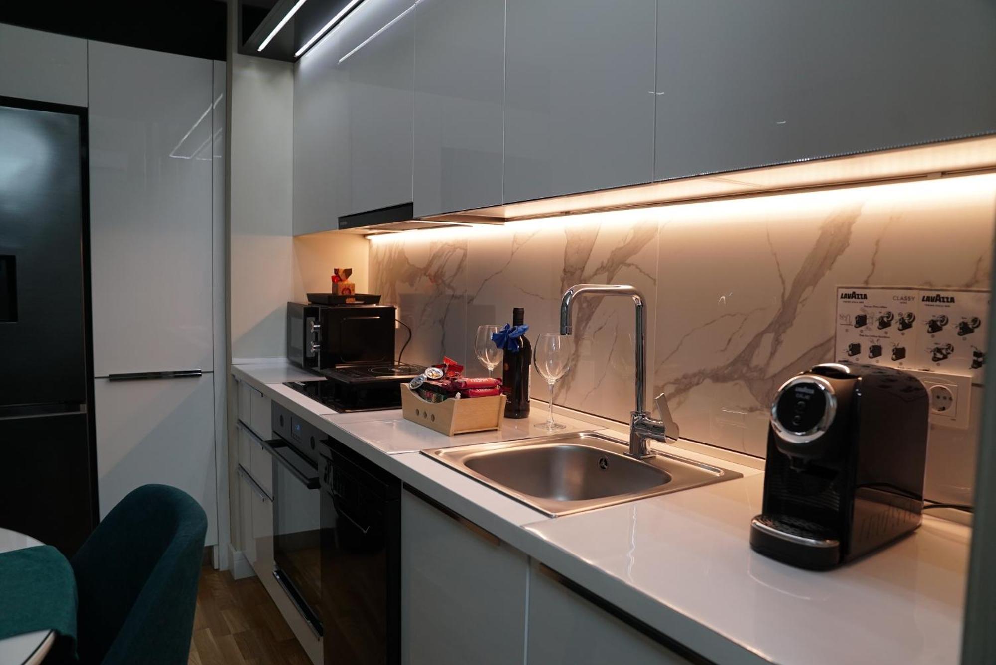 Diamond 72 Apartment , Skopje City - Center, Diamond Residences, Free Parking Экстерьер фото